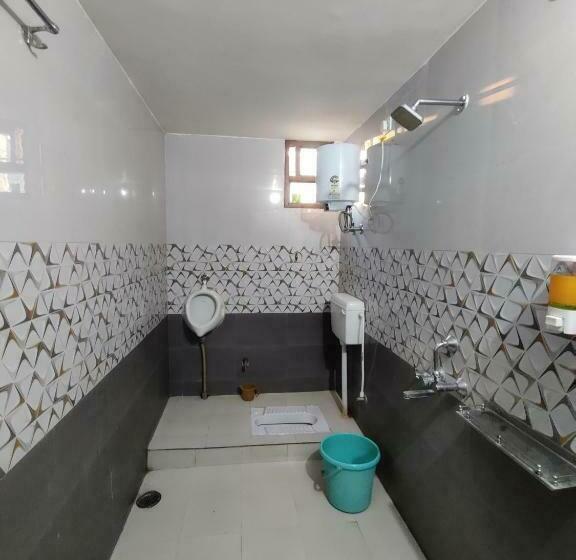 Matri Hotel & Banquets