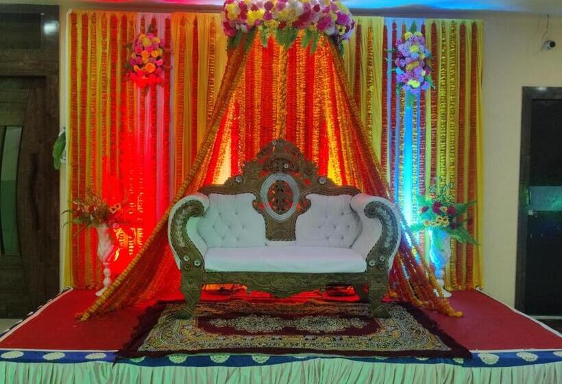 Matri Hotel & Banquets