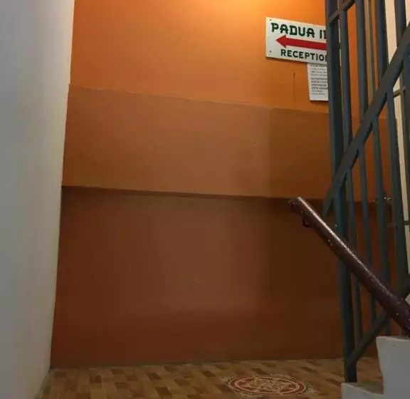 モーテル Padua Inn