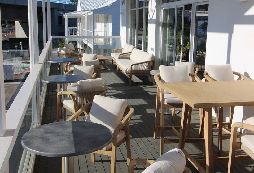 מוטל Batemans Bay Lodge