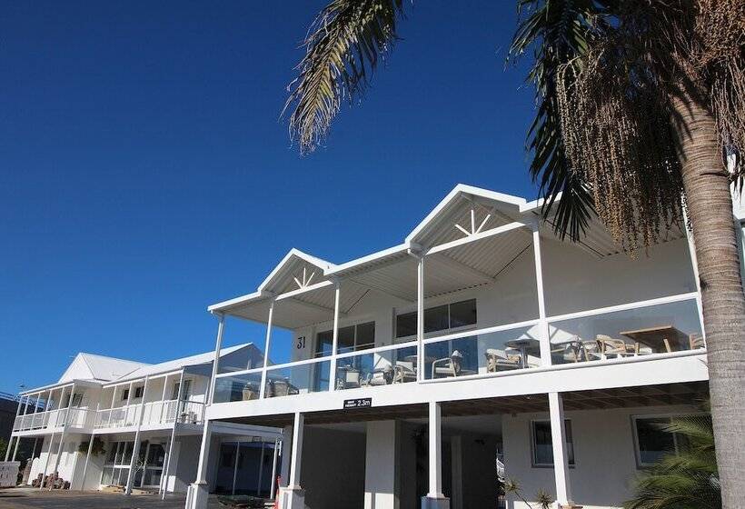 מוטל Batemans Bay Lodge