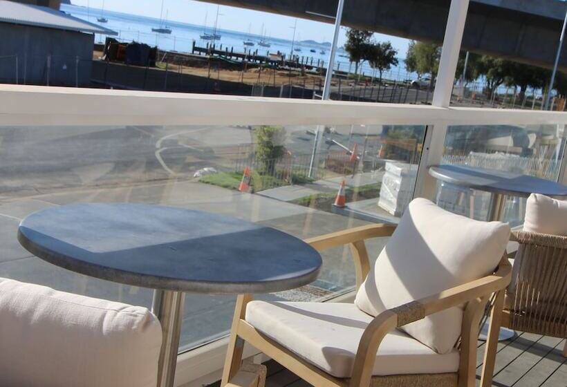 מוטל Batemans Bay Lodge