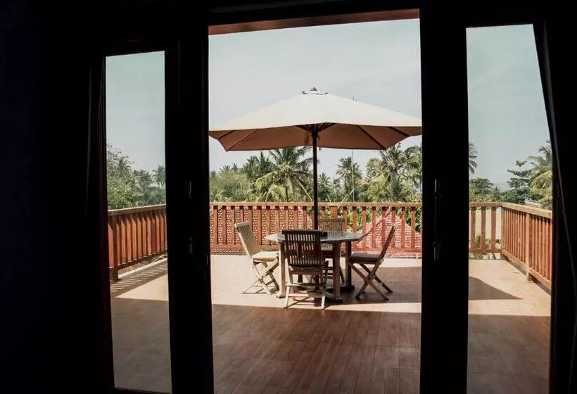 Majatalo Medewi Beach Inn