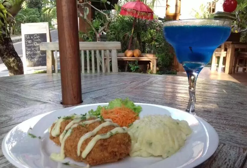 Majatalo Medewi Beach Inn