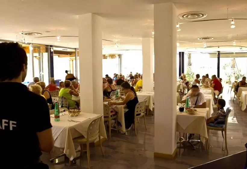 ホテル African Beach