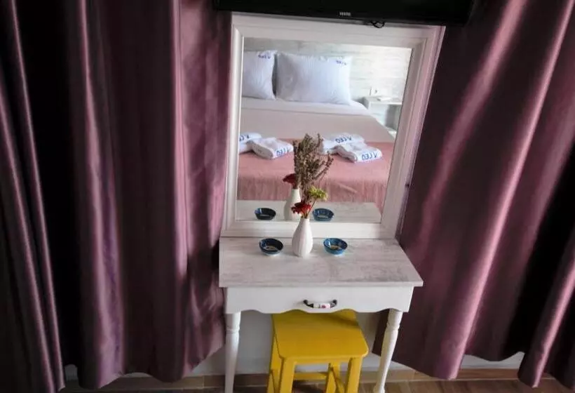 Cundavilla Hotel & Suites