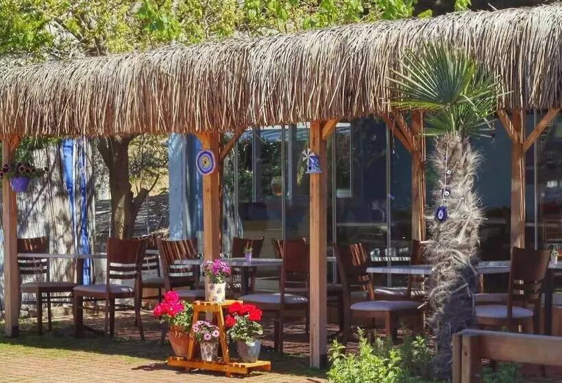 Cundavilla Hotel & Suites