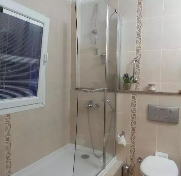 Cundavilla Hotel & Suites