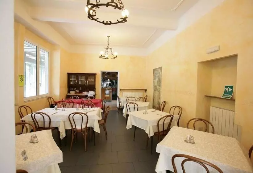 호텔 Albergo Ristorante Turchino