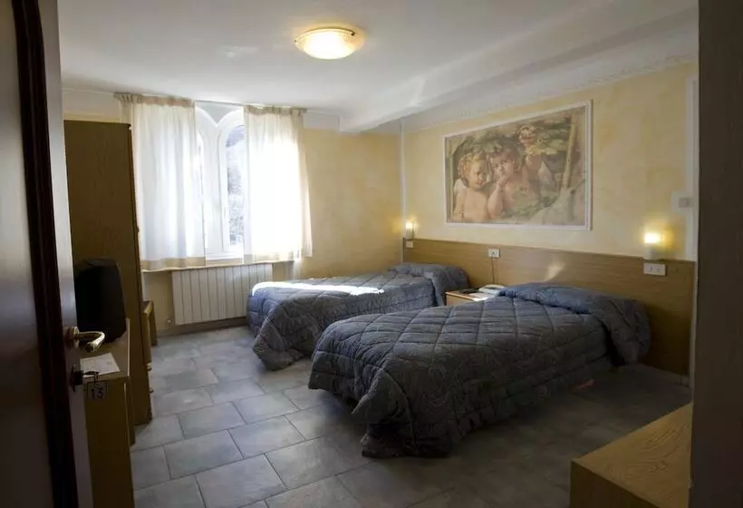 호텔 Albergo Ristorante Turchino