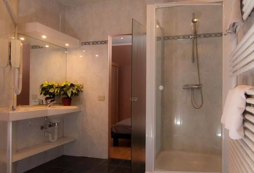 Отель Anna's Place