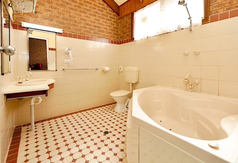 בית מלון כפרי Beechworth Carriage Motor Inn