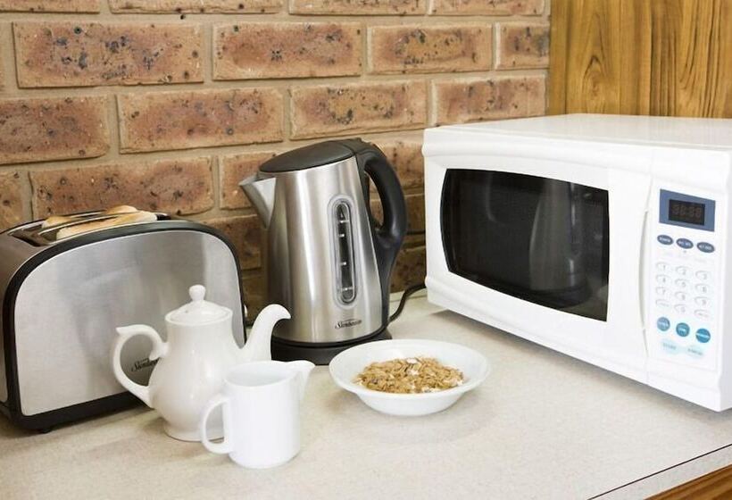 בית מלון כפרי Beechworth Carriage Motor Inn