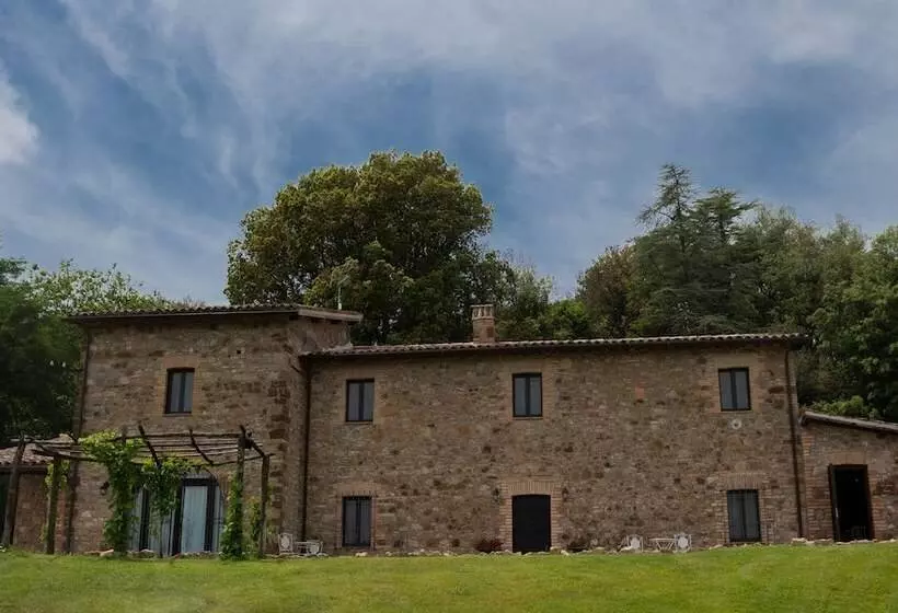 Hotel Borgo San Faustino Country Relais And Spa