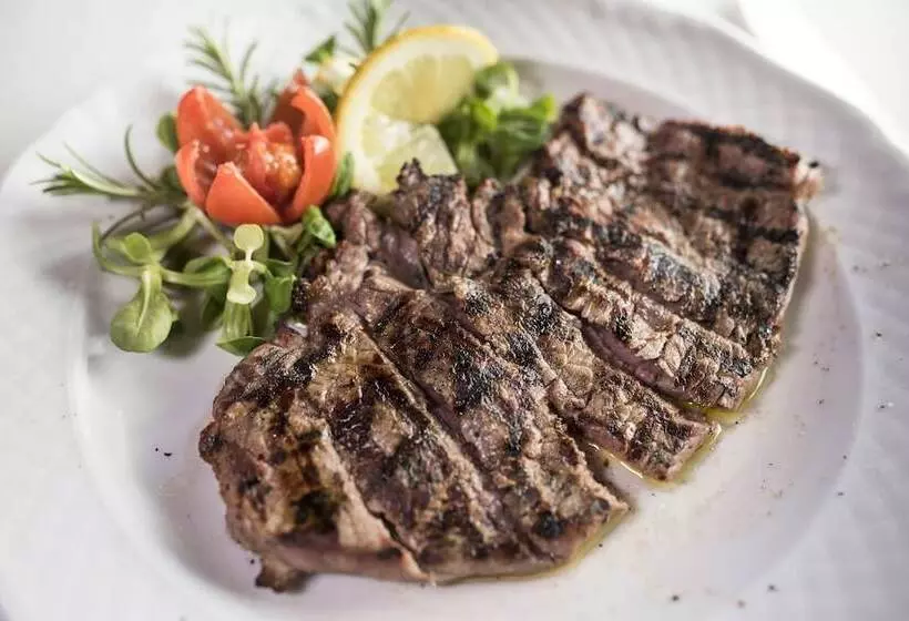 Hotel Borgo San Faustino Country Relais And Spa