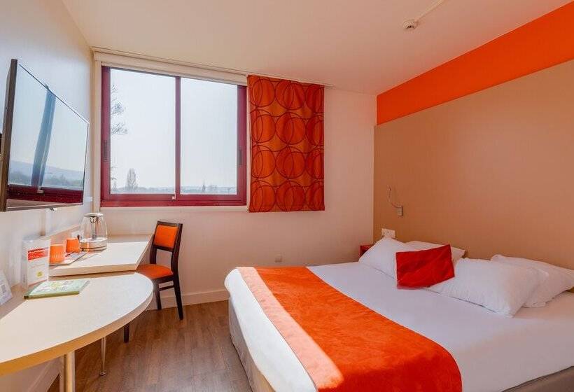 Отель De L Isle  L Isle D Abeau