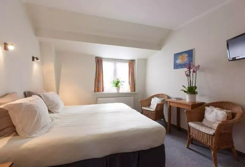 Hotel Gillis Eight By Romy&travis