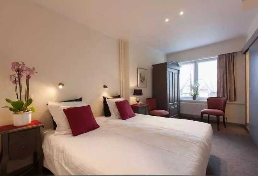 Hotel Gillis Eight By Romy&travis