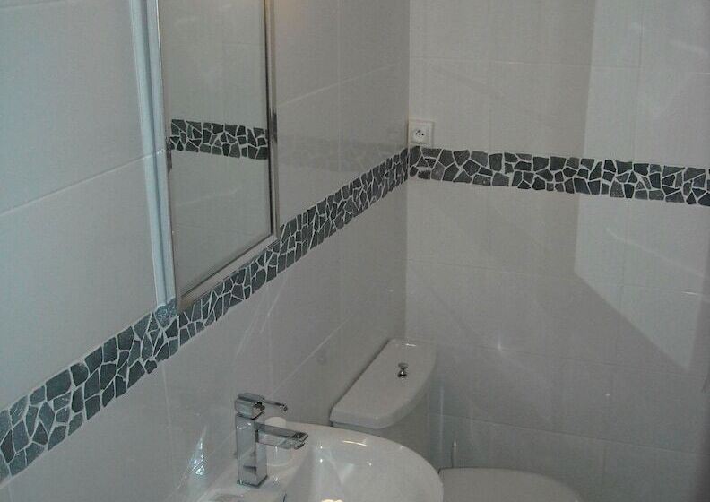 בית מלון כפרי De Rennes