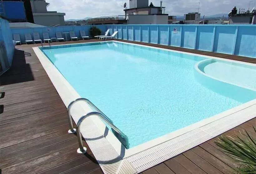 هتل Elite Cattolica