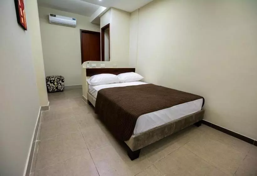 酒店 Hm International