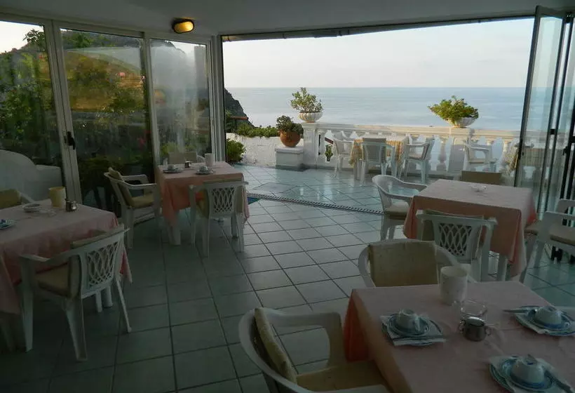 ホテル Il Fortino