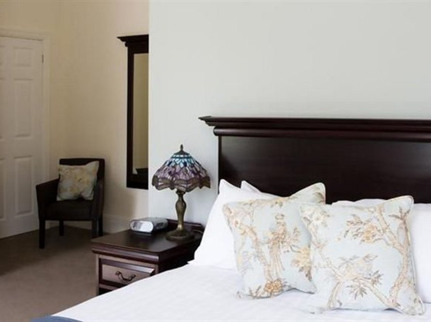 Отель Kelham House Country Manor