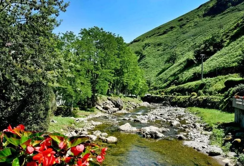 فندق Les Sources De La Nive