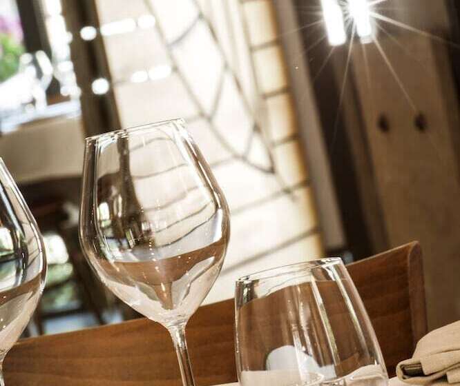 Logis Hotel Restaurant Des Gorges Du Tarn