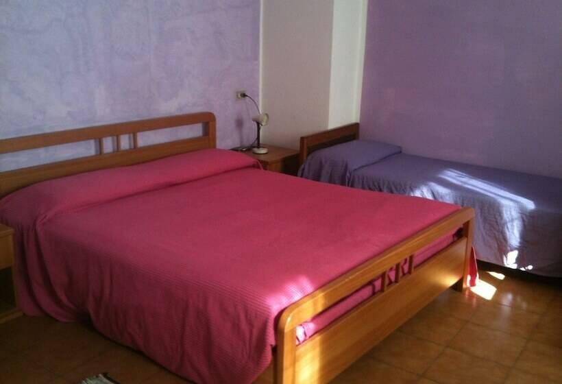 בית מלון כפרי Luina