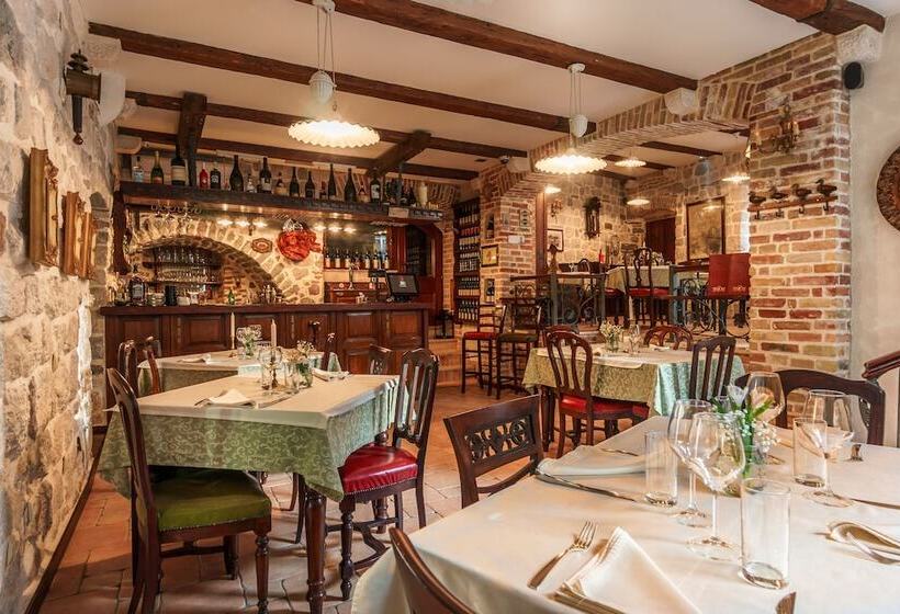 בית מלון כפרי Monte Cristo