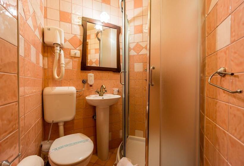 בית מלון כפרי Monte Cristo