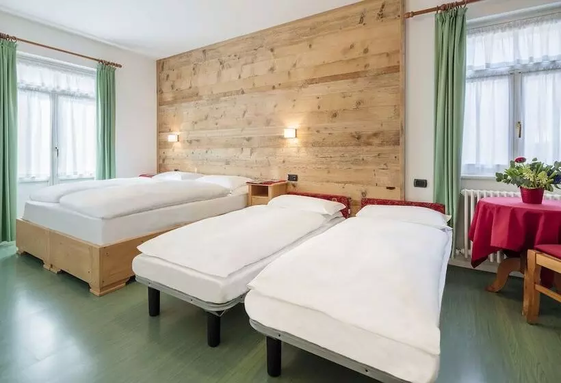 בית מלון כפרי Oasi