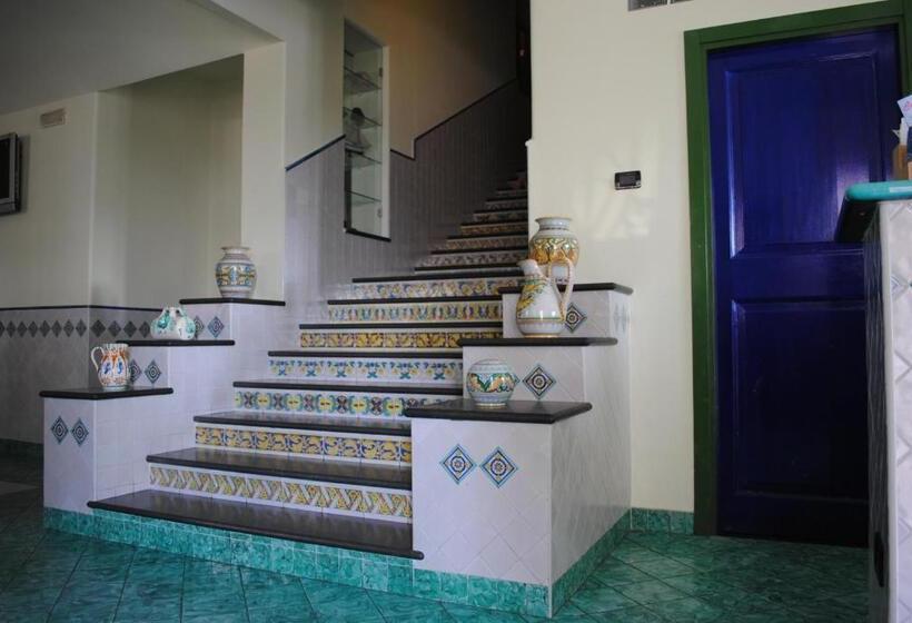 בית מלון כפרי Petit