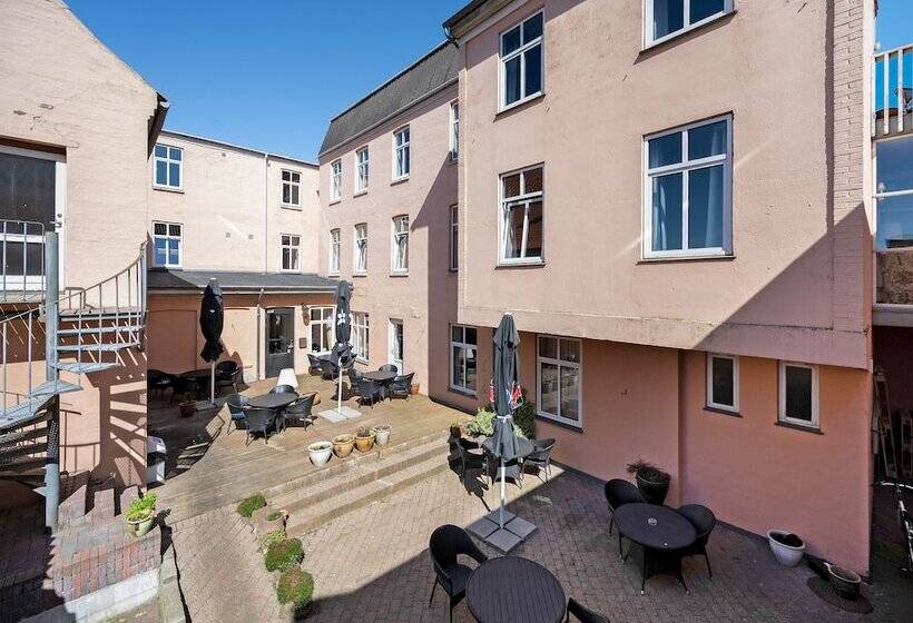 בית מלון כפרי Postgaarden