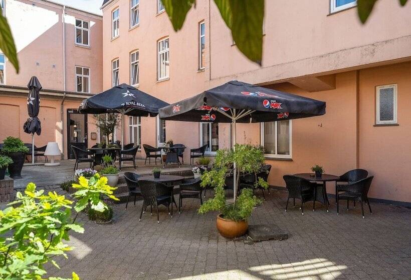 בית מלון כפרי Postgaarden