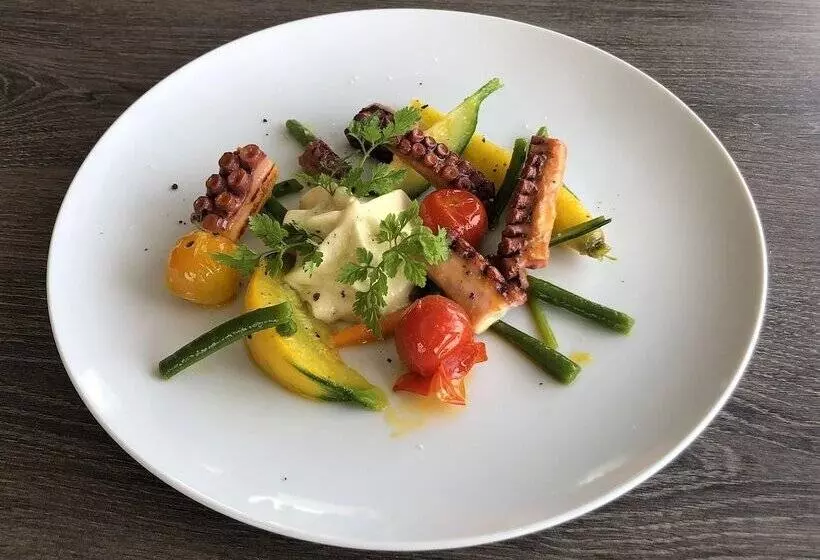 Hotell Logis Hôtel & Restaurant Les Mouettes Larmor Plage, Proche De Lorient