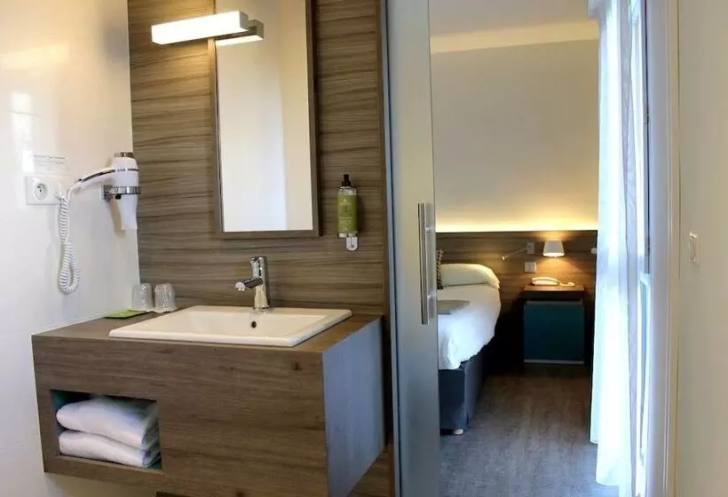 Hotell Logis Hôtel & Restaurant Les Mouettes Larmor Plage, Proche De Lorient