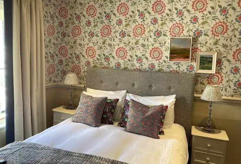 Hotel The Swan At Tarporley