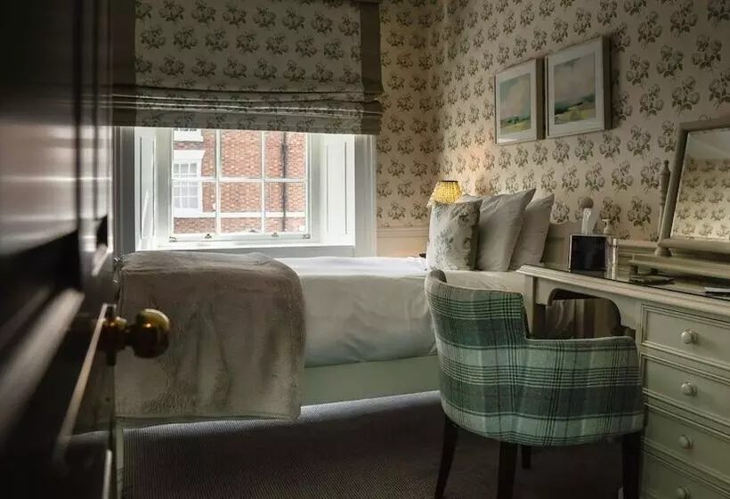 Hotel The Swan At Tarporley