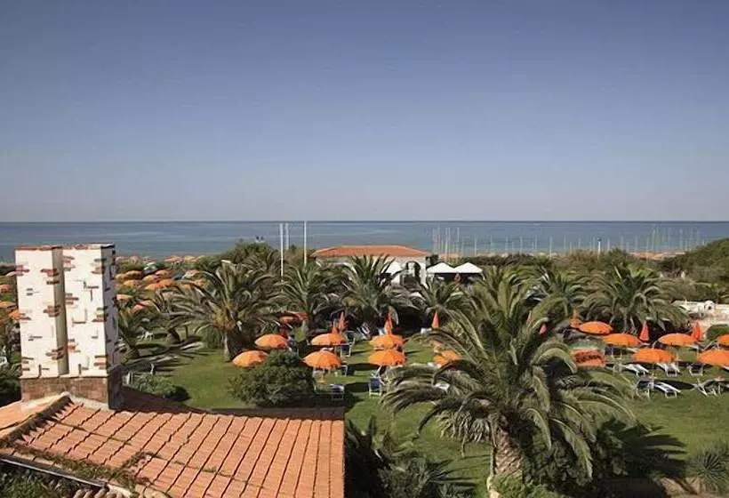 ホテル Torre Del Sole