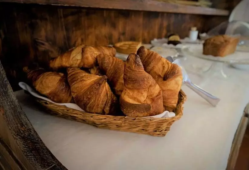 ホテル Torre Del Sole