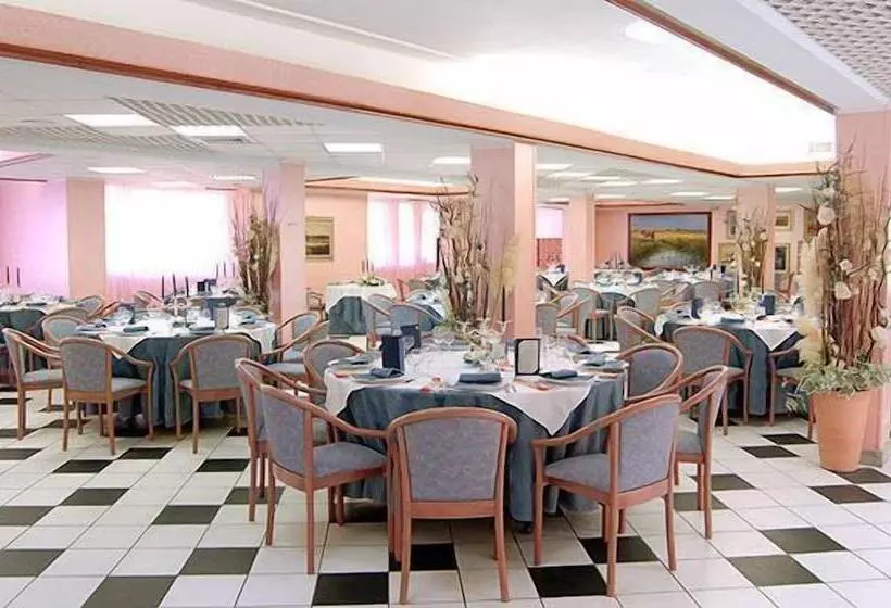 ホテル Torre Del Sole