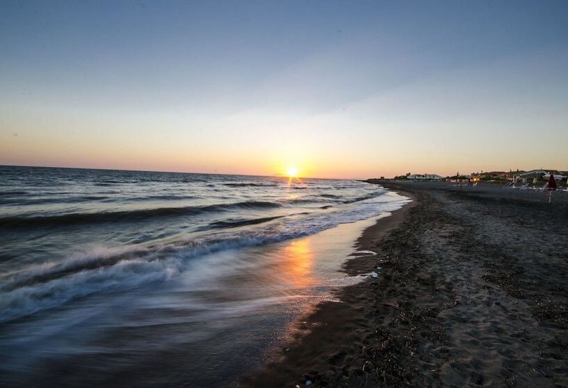 فندق Torre Del Sole