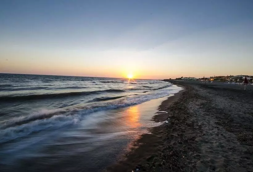 ホテル Torre Del Sole