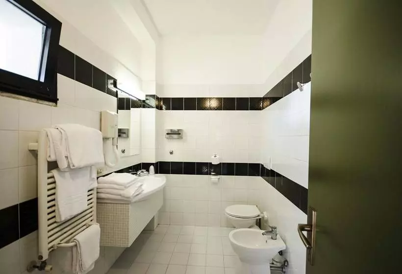 ホテル Torre Del Sole