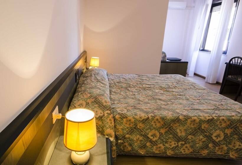 فندق Torre Del Sole