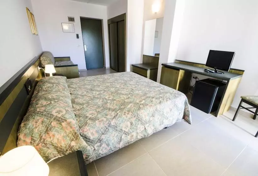 ホテル Torre Del Sole