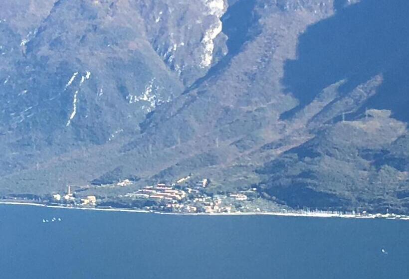 בית מלון כפרי Vela Azzurra