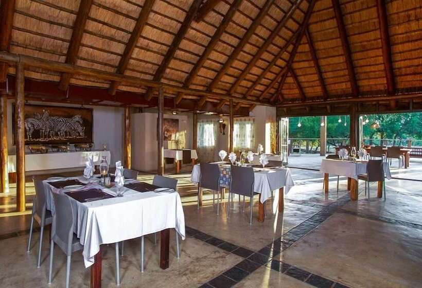 Kubu Safari Lodge